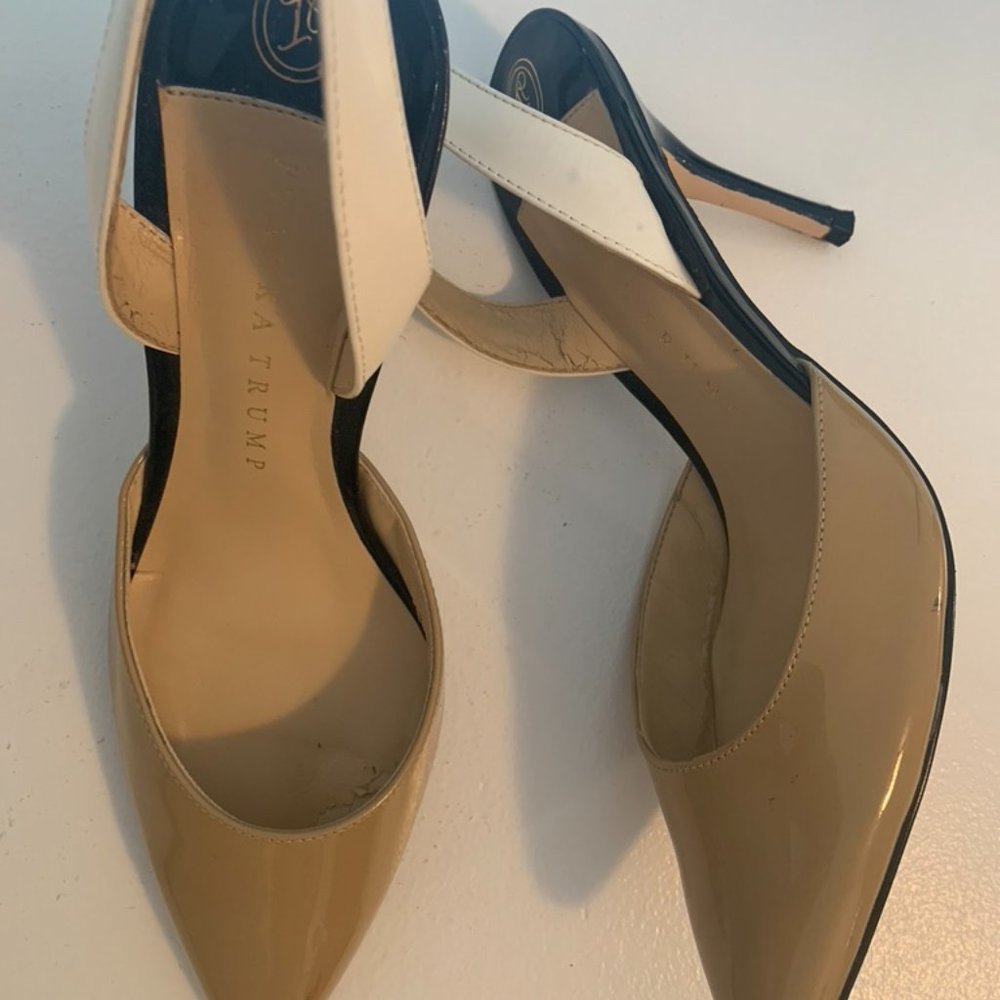 Ivanka Trump Pumps - Picture 2 of 7